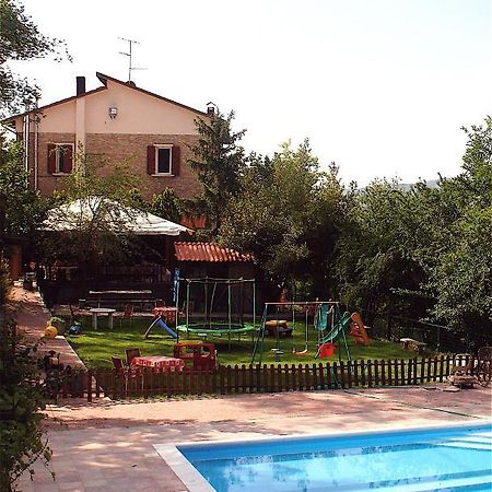 Agriturismo Ca' Isotta Castello di Serravalle Exterior foto